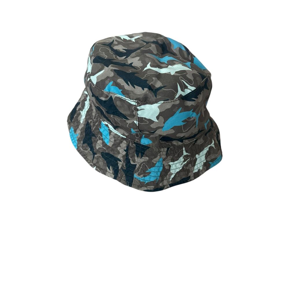 O'Rageous Boys' Gray Black Blue Shark Print Sun Hat